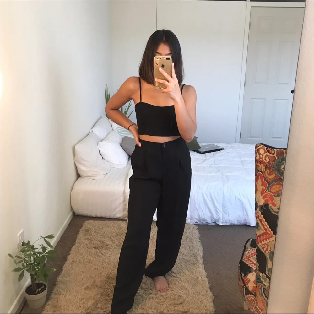 Black trousers
